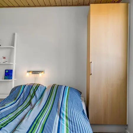 Nyaraló Gynther - 150m From The Sea By Interhome